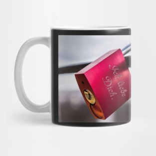 Red love lock Mug